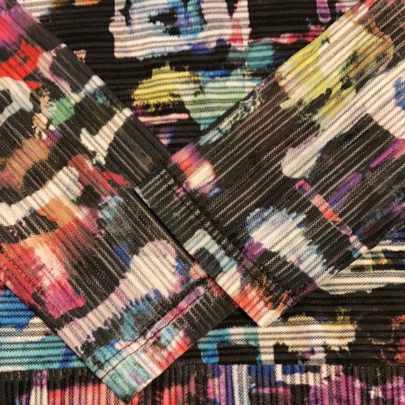 Colorful Top - Picture 3 of 3